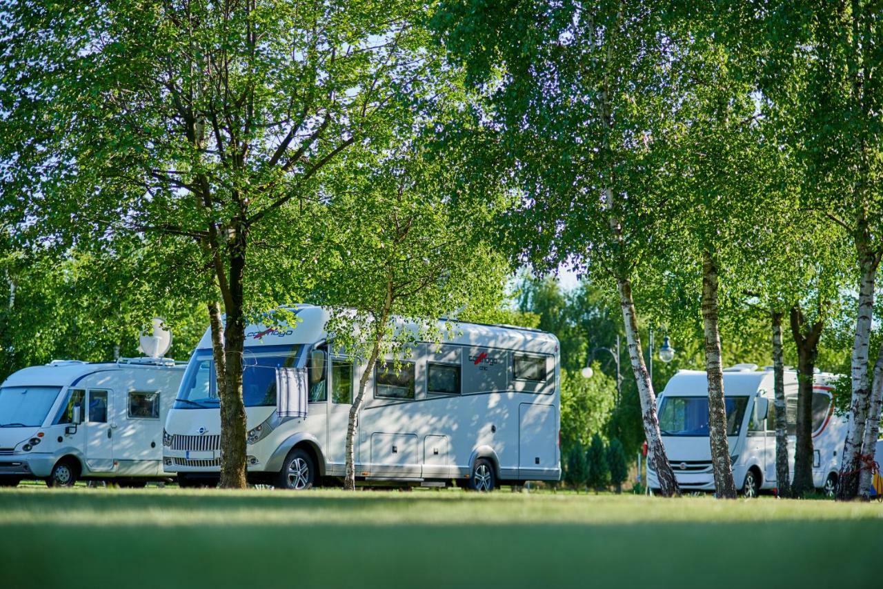 Camping Lesny 51 Hotel Leba Exterior photo